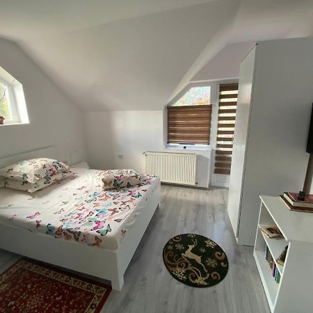 Vila Castelana Caciulata Exteriör bild