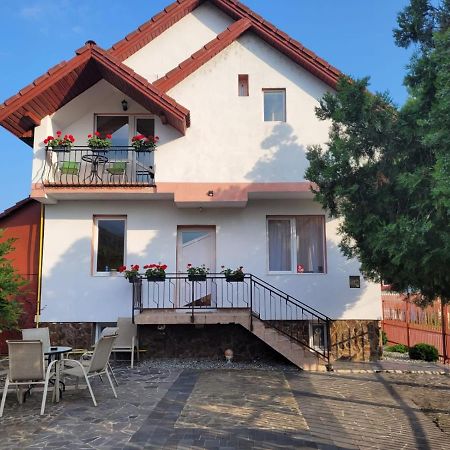 Vila Castelana Caciulata Exteriör bild
