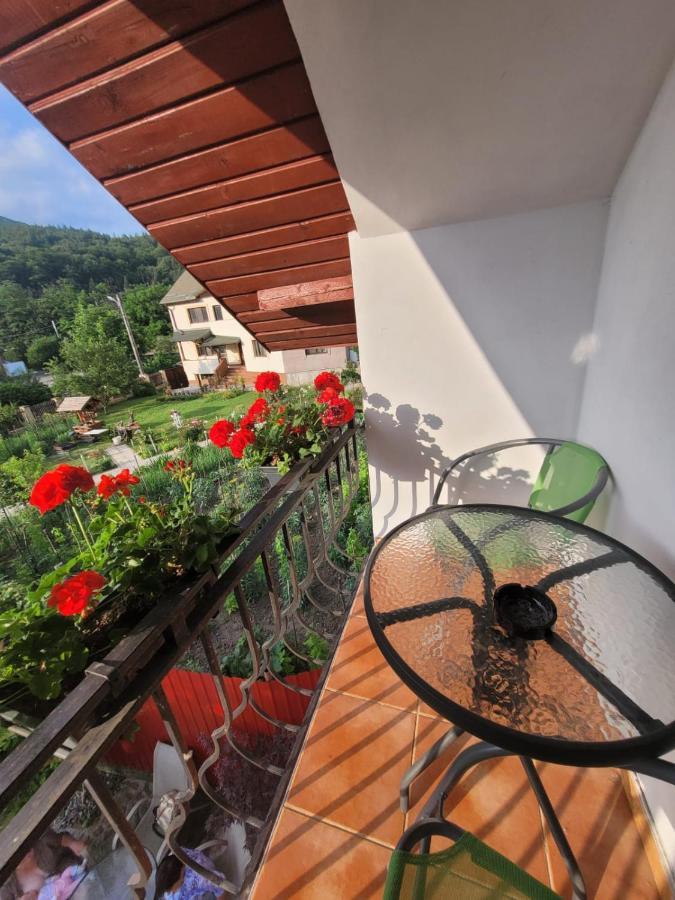 Vila Castelana Caciulata Exteriör bild