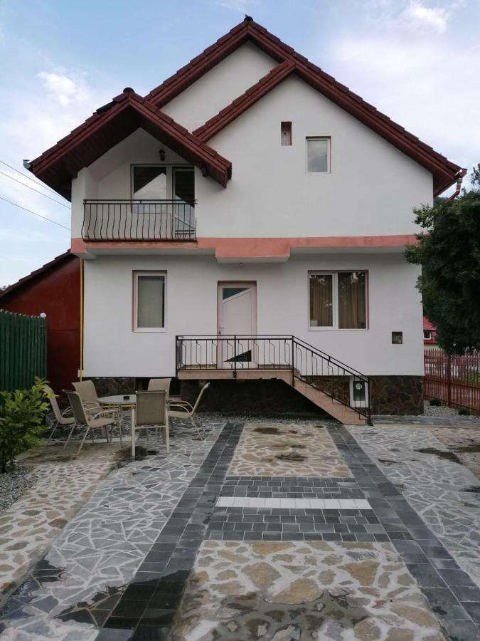 Vila Castelana Caciulata Exteriör bild